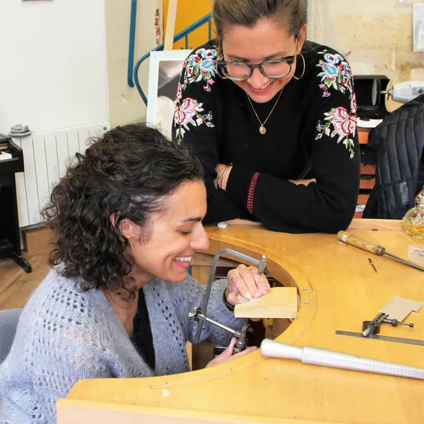 Fabriquez votre médaille gravée avec Estelle - Image n°2 - Wecandoo