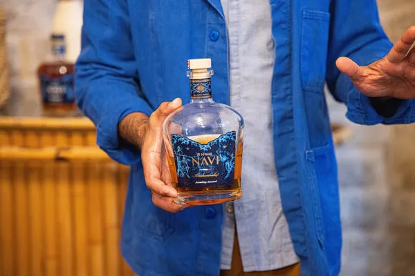 Réalisez votre rhum artisanal en duo avec Olivier - Image n°1 - Wecandoo