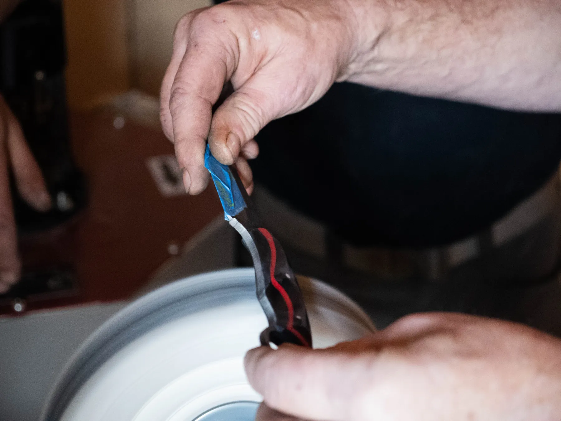 Réalisez vos couteaux sur-mesure grâce aux techniques de coutellerie moderne - Image n°3 - Wecandoo