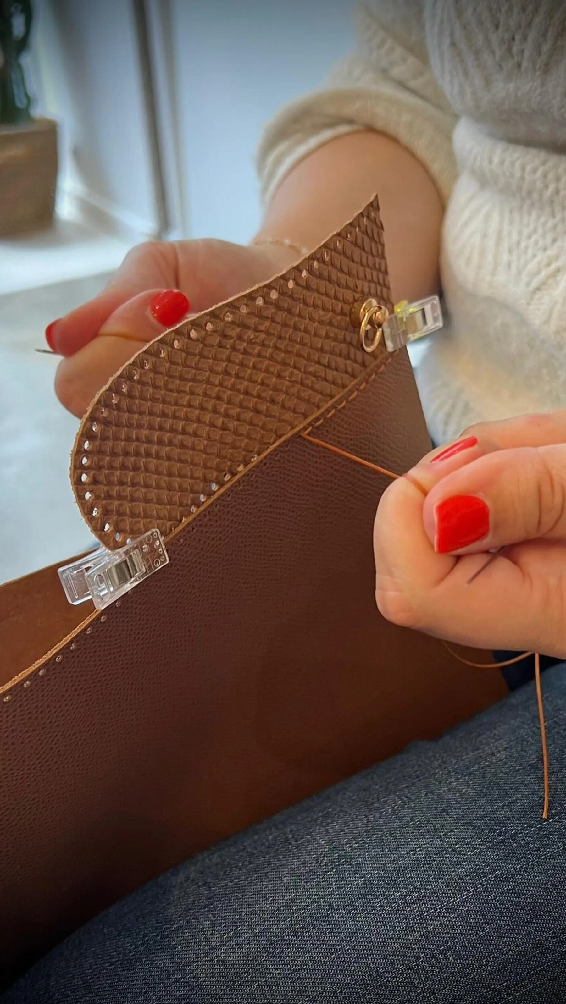 Réalisez votre grand sac en cuir - Image n°5 - Wecandoo