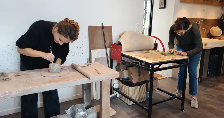 Initiez-vous au tour de potier et au modelage en duo - Image n°1 - Wecandoo