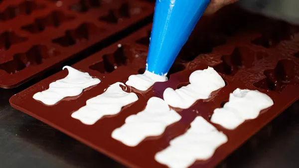 Réalisez vos oursons en guimauve avec Céline et Sébastien - Image n°1 - Wecandoo