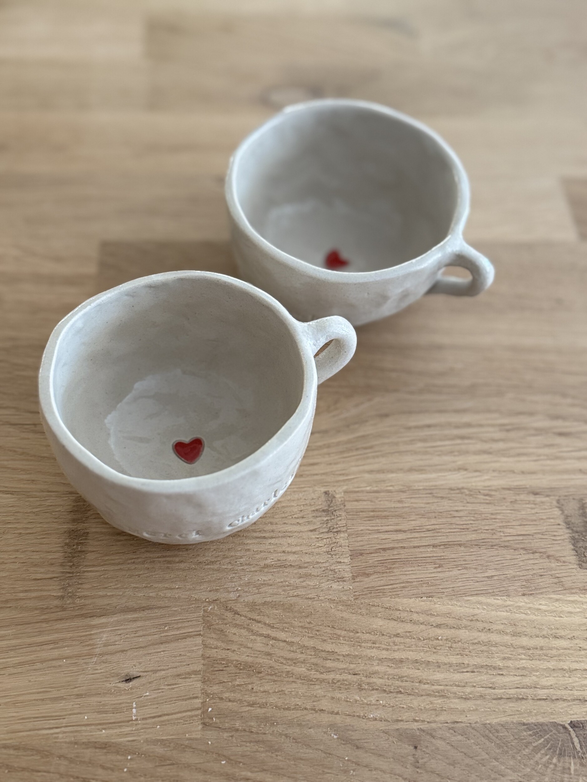 Modelez votre tasse en groupe