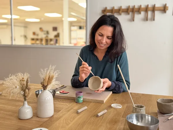 Enchantez votre équipe et modelez votre tasse avec Anne - Image n°2 - Wecandoo