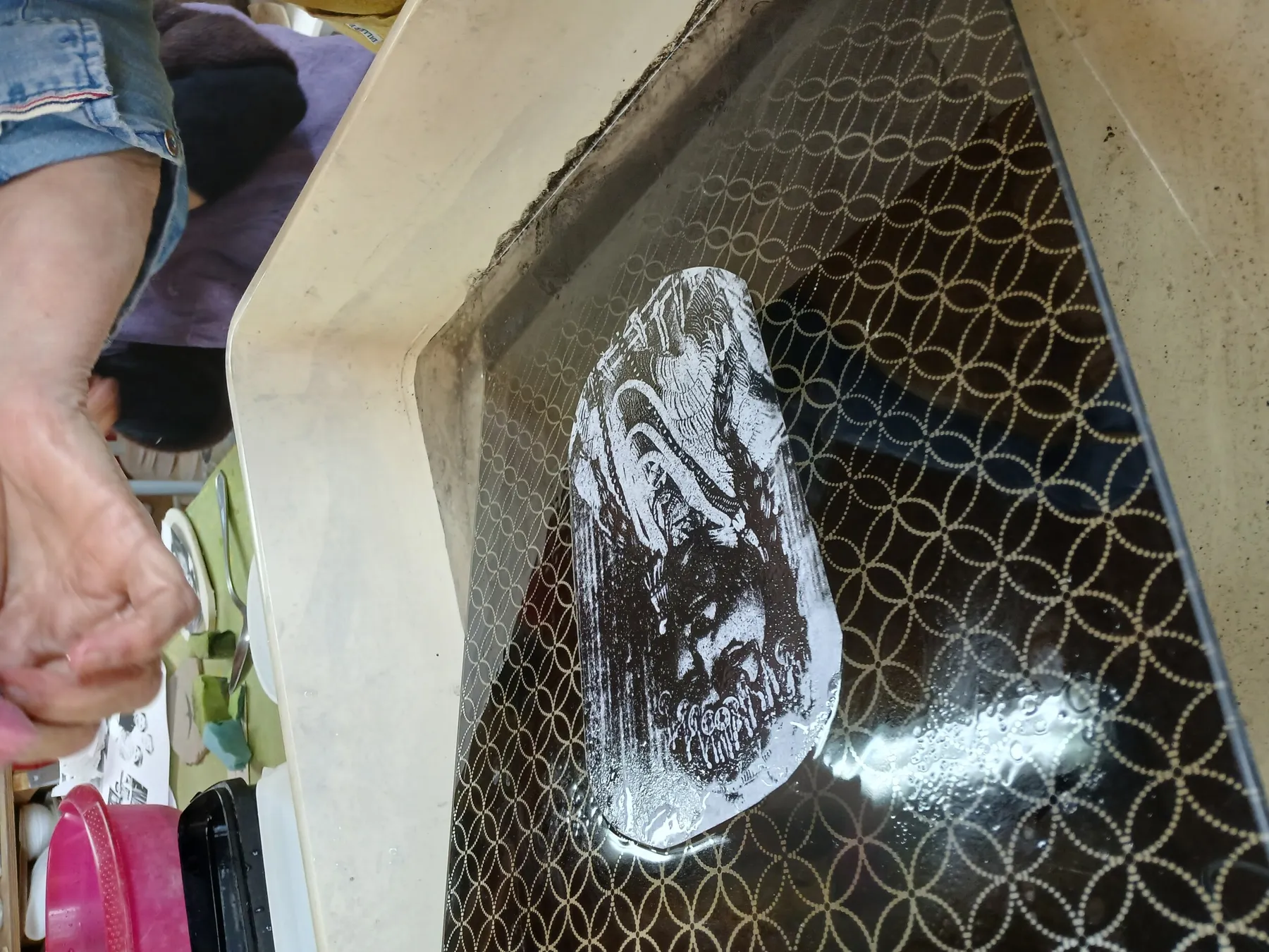 Initiez-vous au transfert d'image sur porcelaine - Afbeelding nr. 3 - Wecandoo