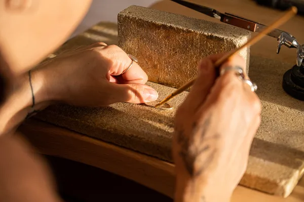 Design your own earrings with Justine and Laurence - Image n°2 - Wecandoo