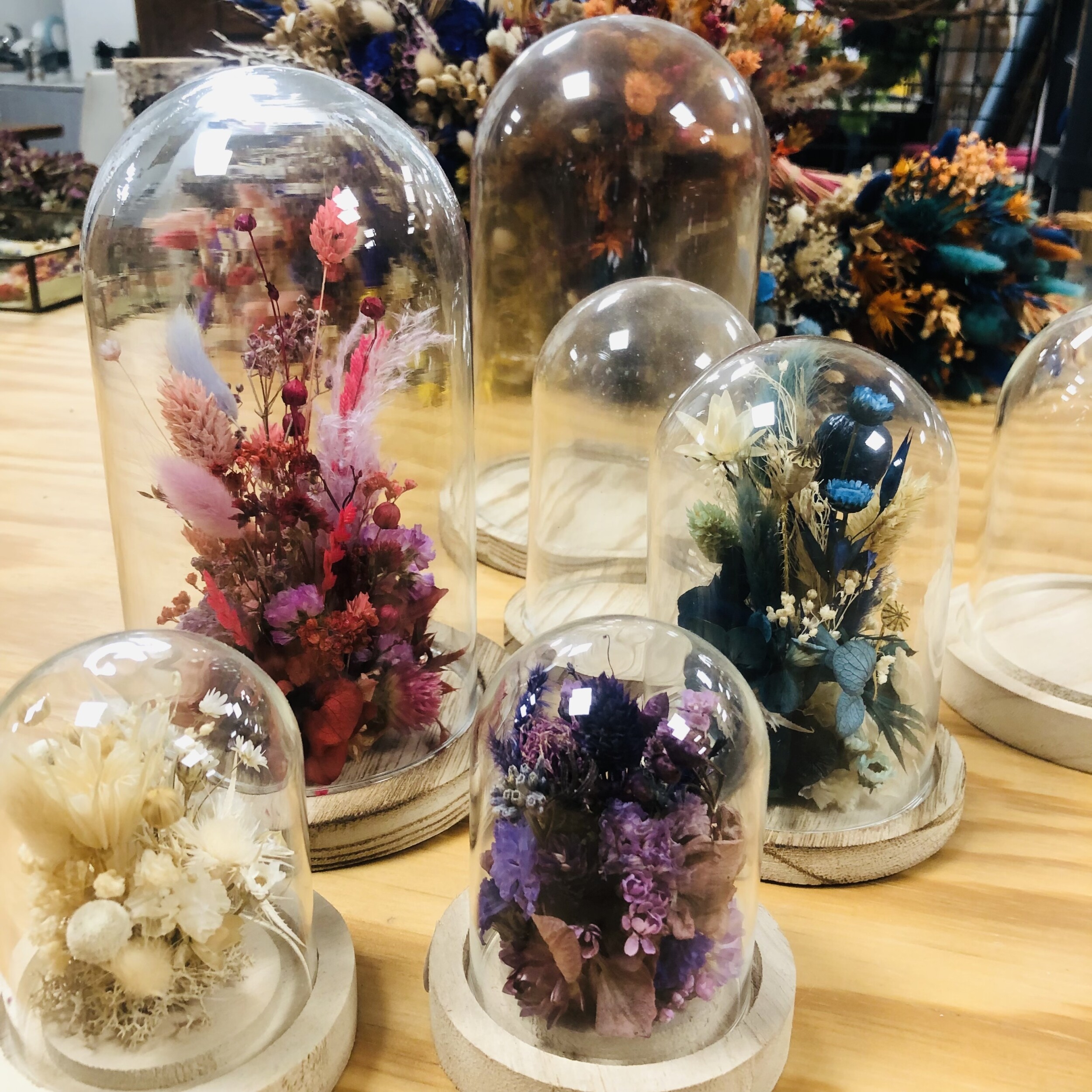 Fabriquez votre cloche de fleurs séchées