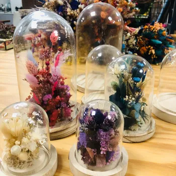 Fabriquez votre cloche de fleurs séchées
