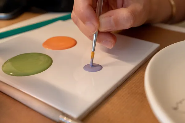 Surprenez votre équipe et décorez votre mug autour d'un apéro avec Gail - Afbeelding nr. 4 - Wecandoo