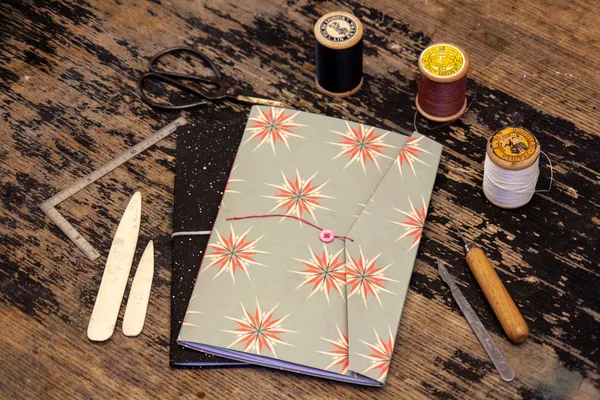 Réalisez votre cahier à couture 3 points avec Yohana - Afbeelding nr. 5 - Wecandoo