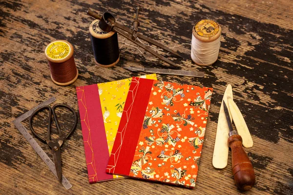 Initiez-vous à la reliure japonaise avec Yohana - Image n°5 - Wecandoo