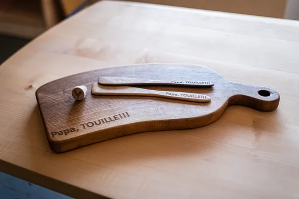 Fabriquez votre planche à découper et votre spatule en bois avec David - Image n°1 - Wecandoo