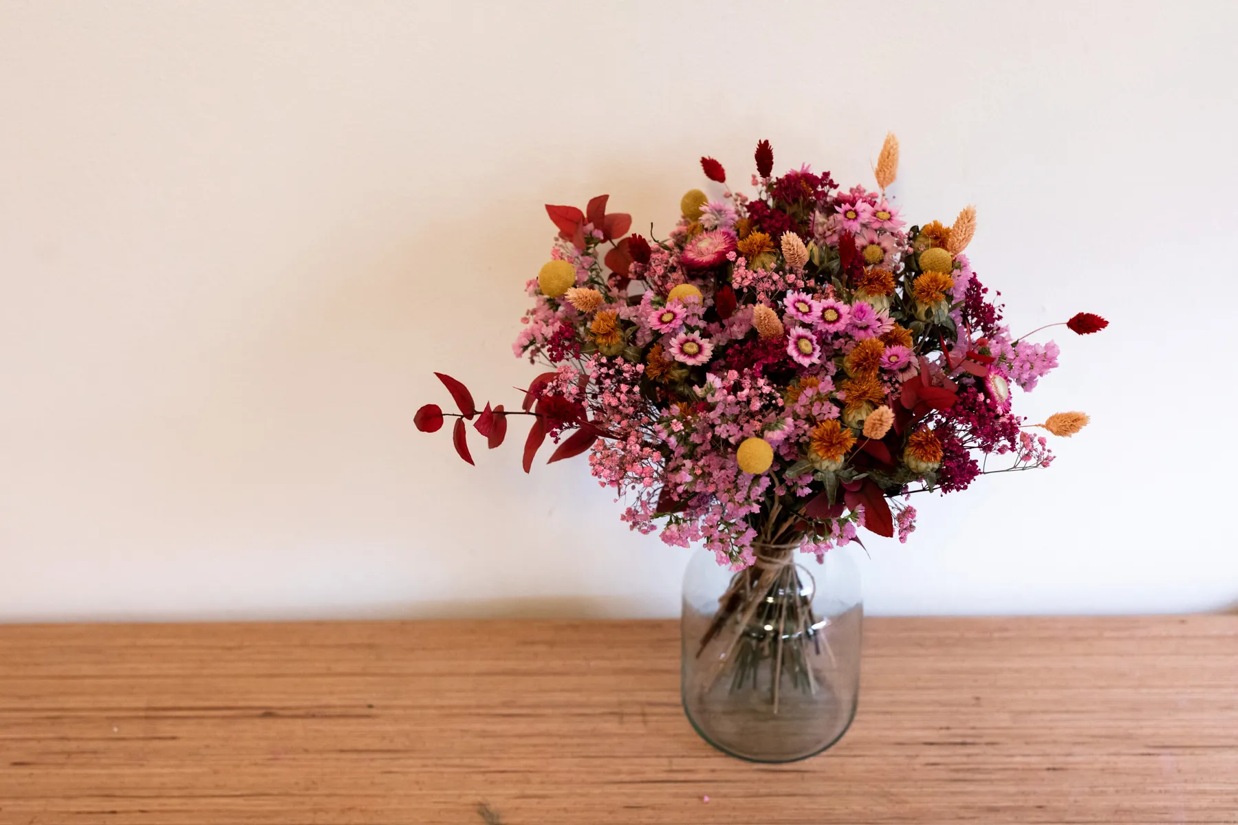 Émerveillez votre équipe et réalisez votre bouquet ou votre accessoire en fleurs séchées avec Aurélie - Image n°3 - Wecandoo