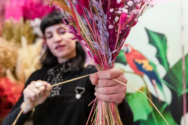 Créez un bouquet de fleurs séchées - Image n°3 - Wecandoo