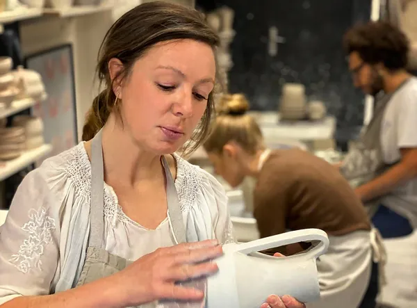 Initiez-vous au tour de potier avec Alice - Image n°5 - Wecandoo
