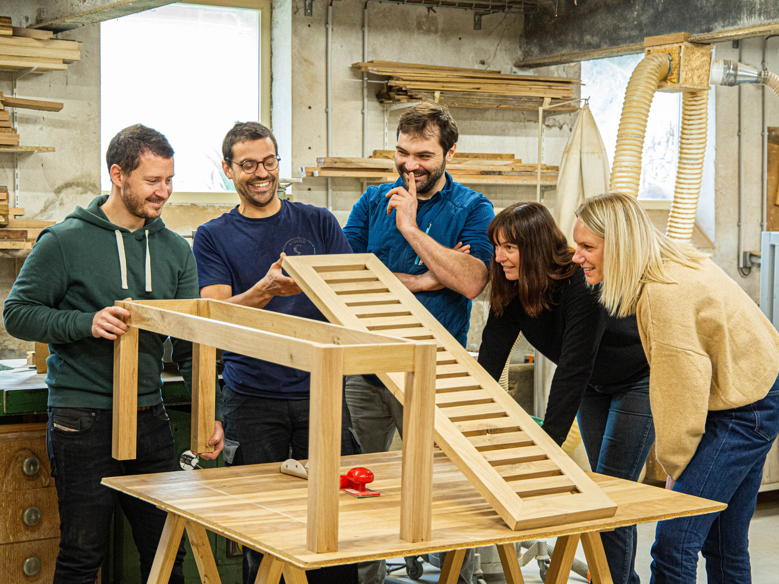 Wecandoo - Rassemblez votre équipe et réalisez un banc en bois pour vos bureaux avec Benjamin - Image n°1