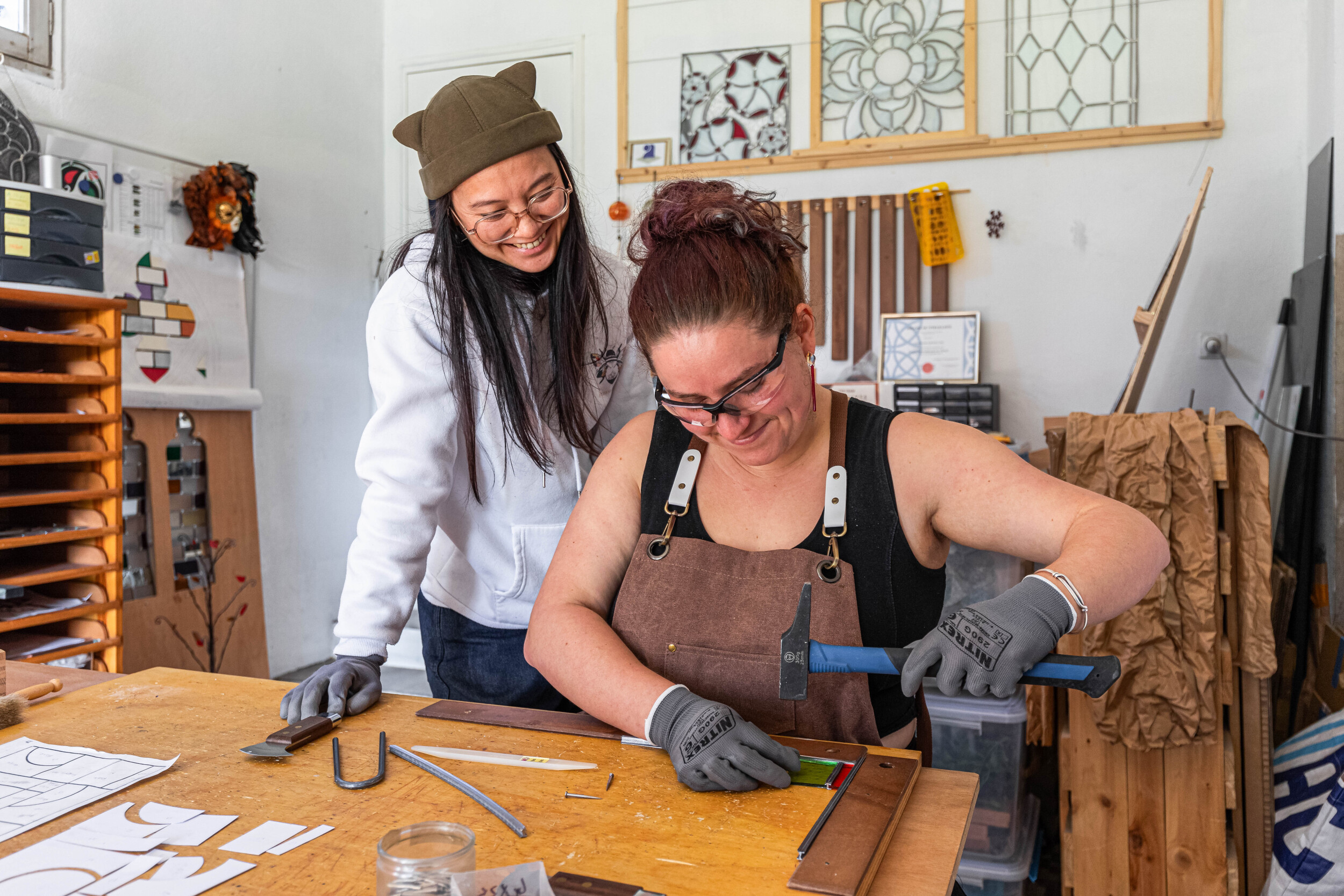 Wecandoo - Fabriquez votre vitrail traditionnel au plomb avec Sylvia - Image n°2