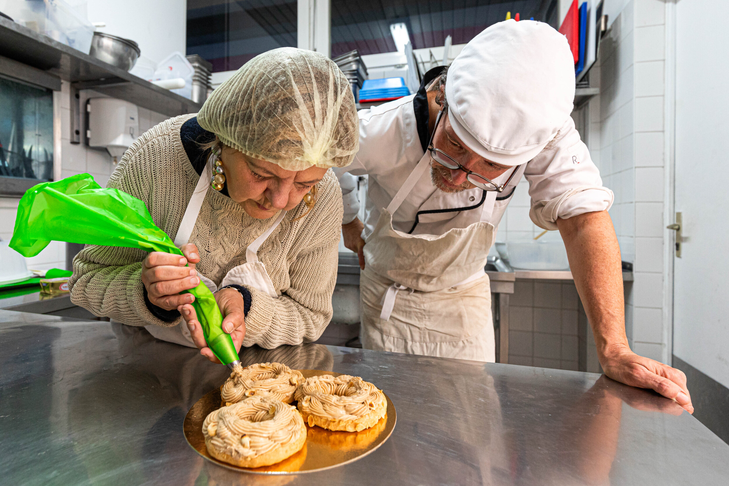 Wecandoo - Réalisez votre Paris-Brest avec Olivier - Image n°7