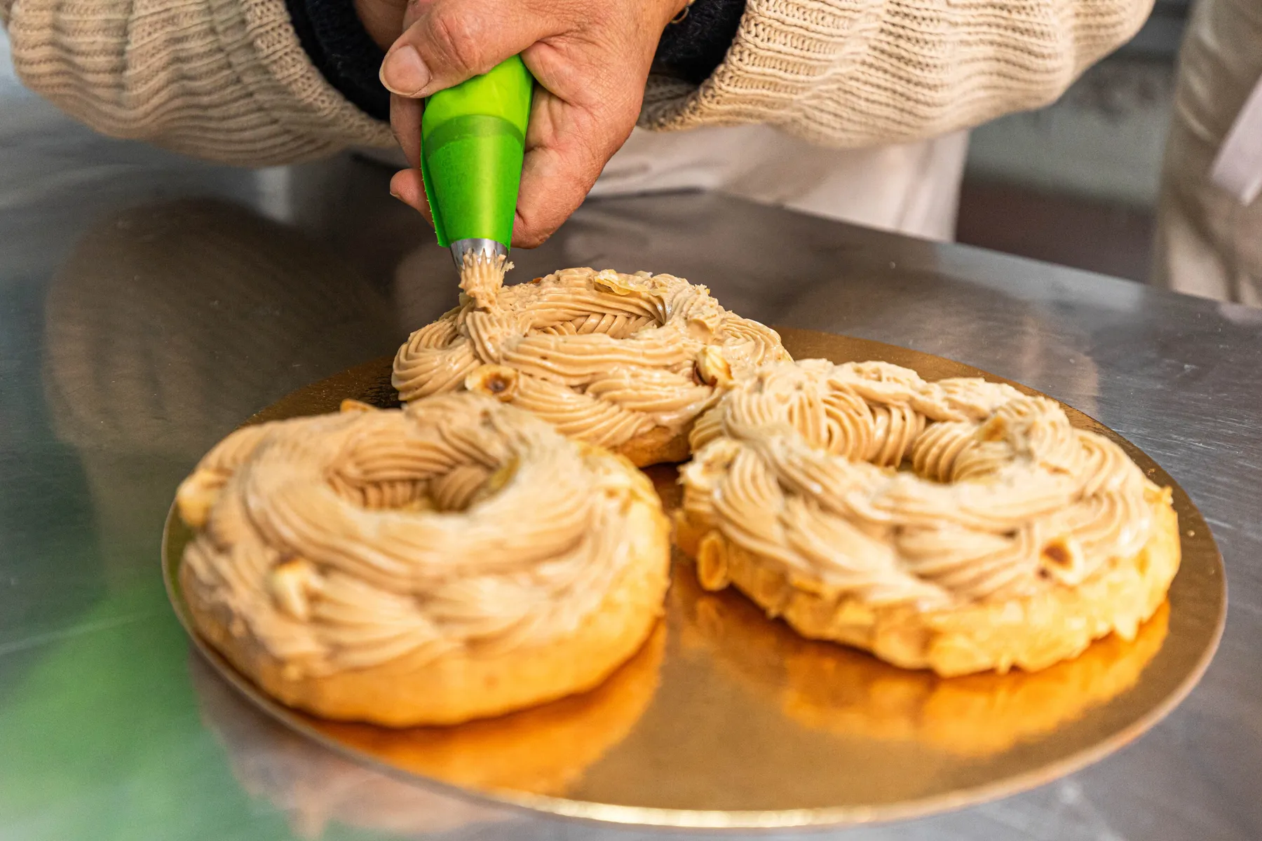 Réalisez votre Paris-Brest avec Olivier - Image n°4 - Wecandoo