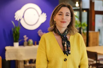 Manon : Créatrice de cosmétiques à Paris