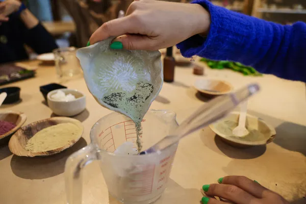 Découvrez les bienfaits des plantes médicinales dans le Viaduc des Arts avec Manon - Afbeelding nr. 5 - Wecandoo