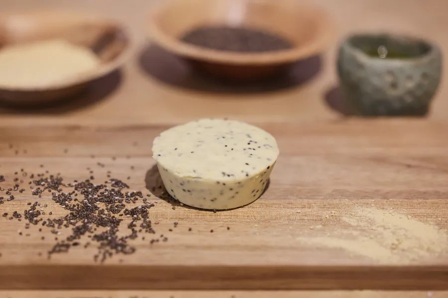 Réalisez vos deux essentiels de soins solides dans le Viaduc des Arts avec Manon - Image n°1 - Wecandoo