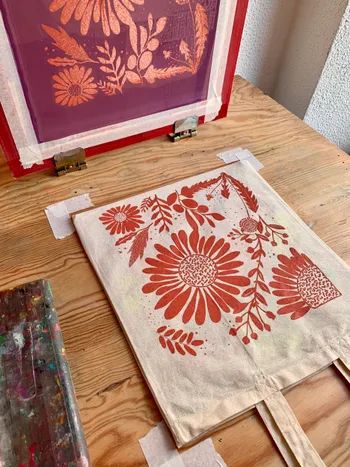 Sérigraphiez vos tote bags en groupe