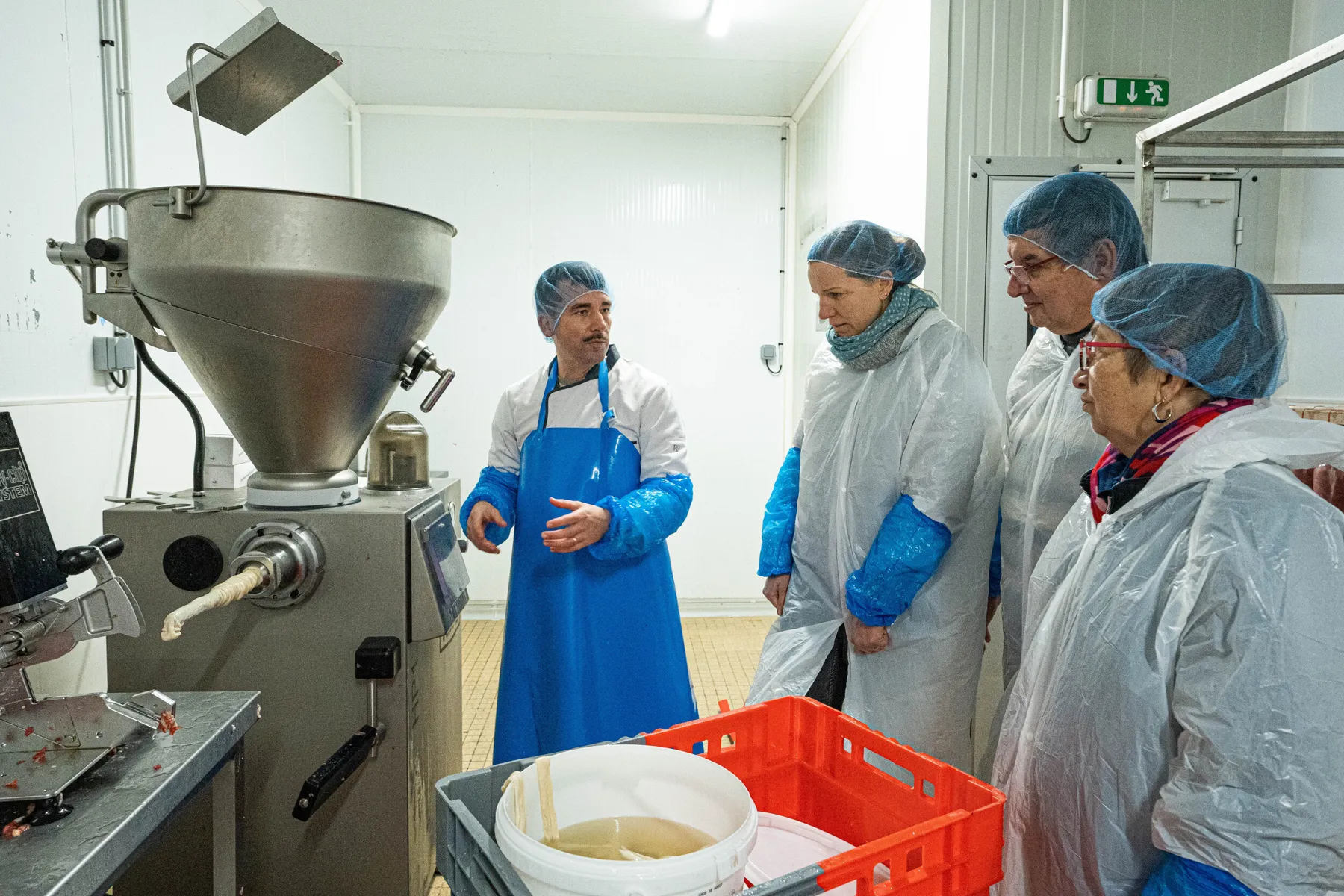 Visitez une charcuterie et participez à une dégustation avec Fabien - Image n°1 - Wecandoo