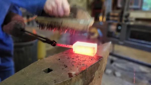 Forgez votre damas et fabriquez votre couteau pliant de A à Z - 3 J - Image n°4 - Wecandoo