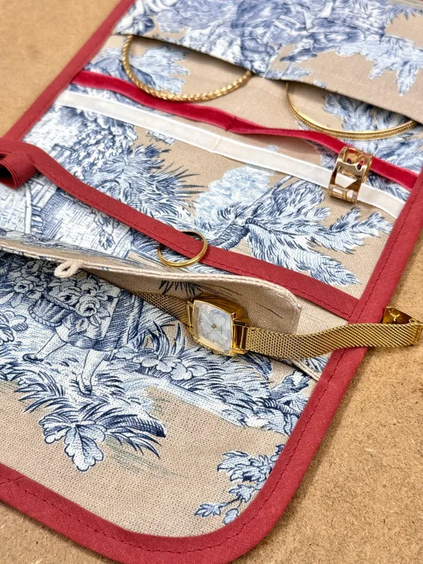 Réalisez votre trousse matelassée ou pochette avec Clémence - Image n°3 - Wecandoo