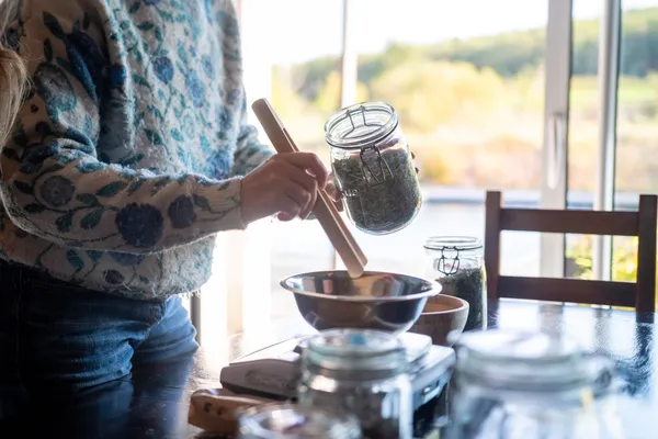 Créez votre tisane à partir du champ avec Dorianne - Afbeelding nr. 2 - Wecandoo