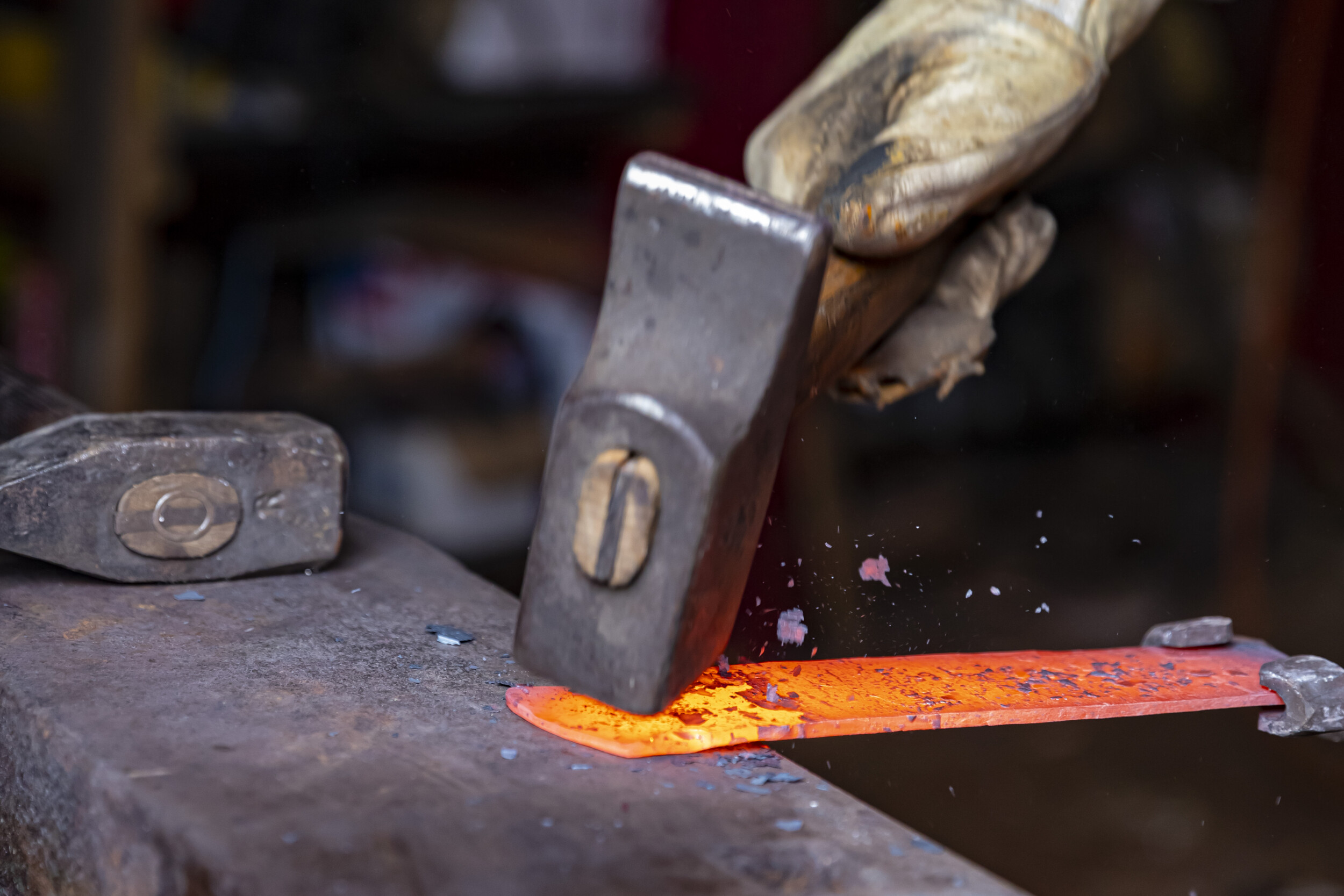 Wecandoo - Réalisez un couteau droit brut de forge sur une journée avec Jérôme - Image n°1