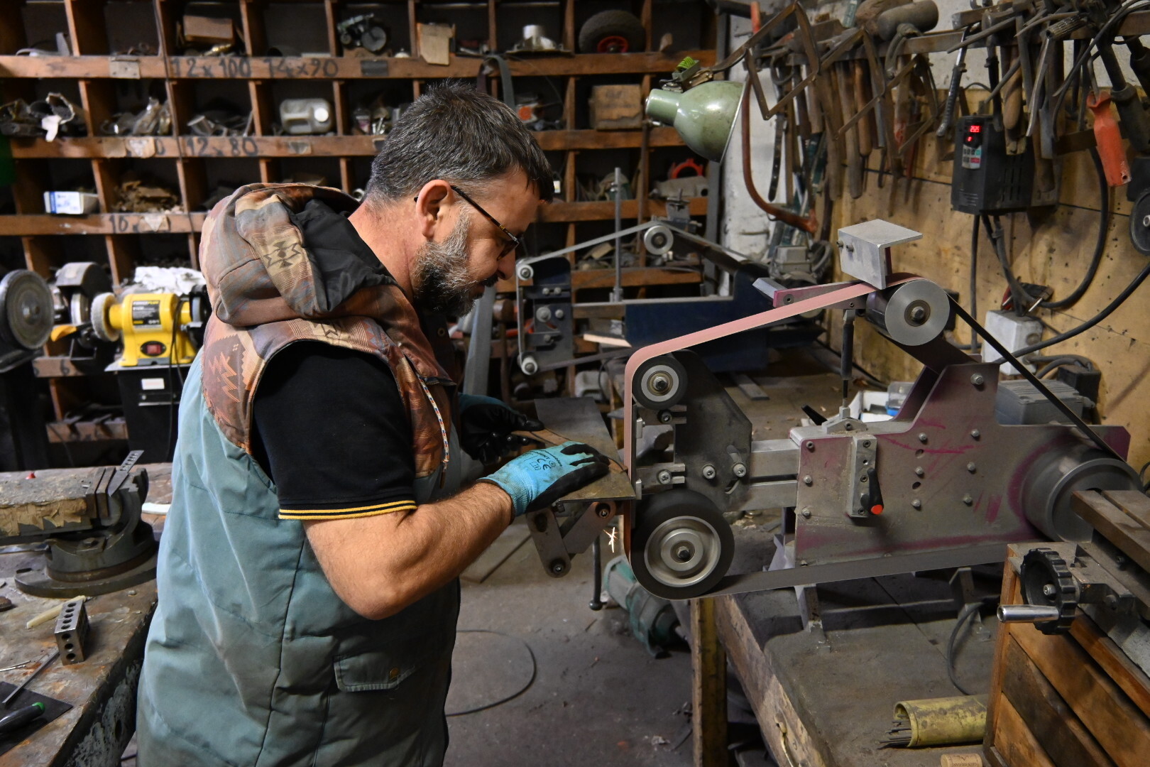 Wecandoo - Réalisez votre couteau fixe par enlèvement de matière sur une journée avec Jérôme - Image n°6