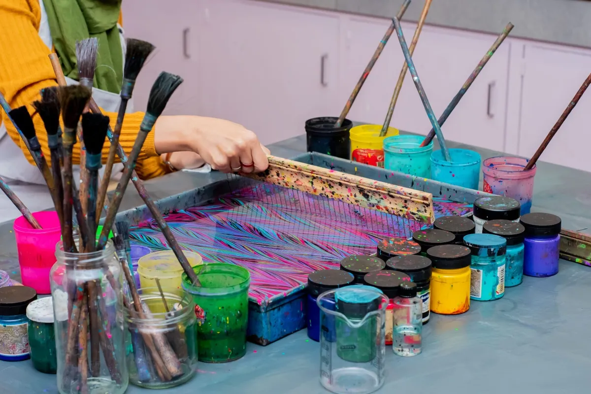 Réalisez vos papiers marbrés