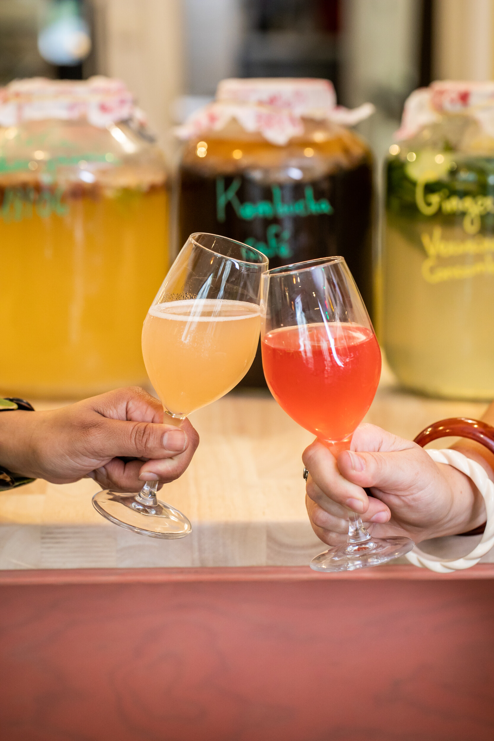 Wecandoo - Réunissez votre équipe et réalisez votre propre ginger beer avec Esther et Ghita - Image n°1