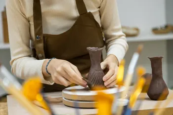 Modelez votre duo de mini vases