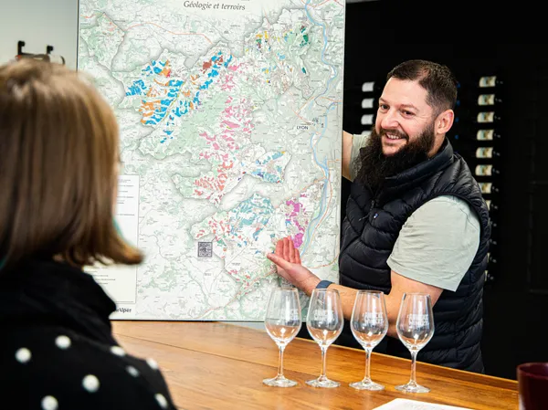 Dégustez des vins régionaux avec Raphaëlle - Image n°5 - Wecandoo