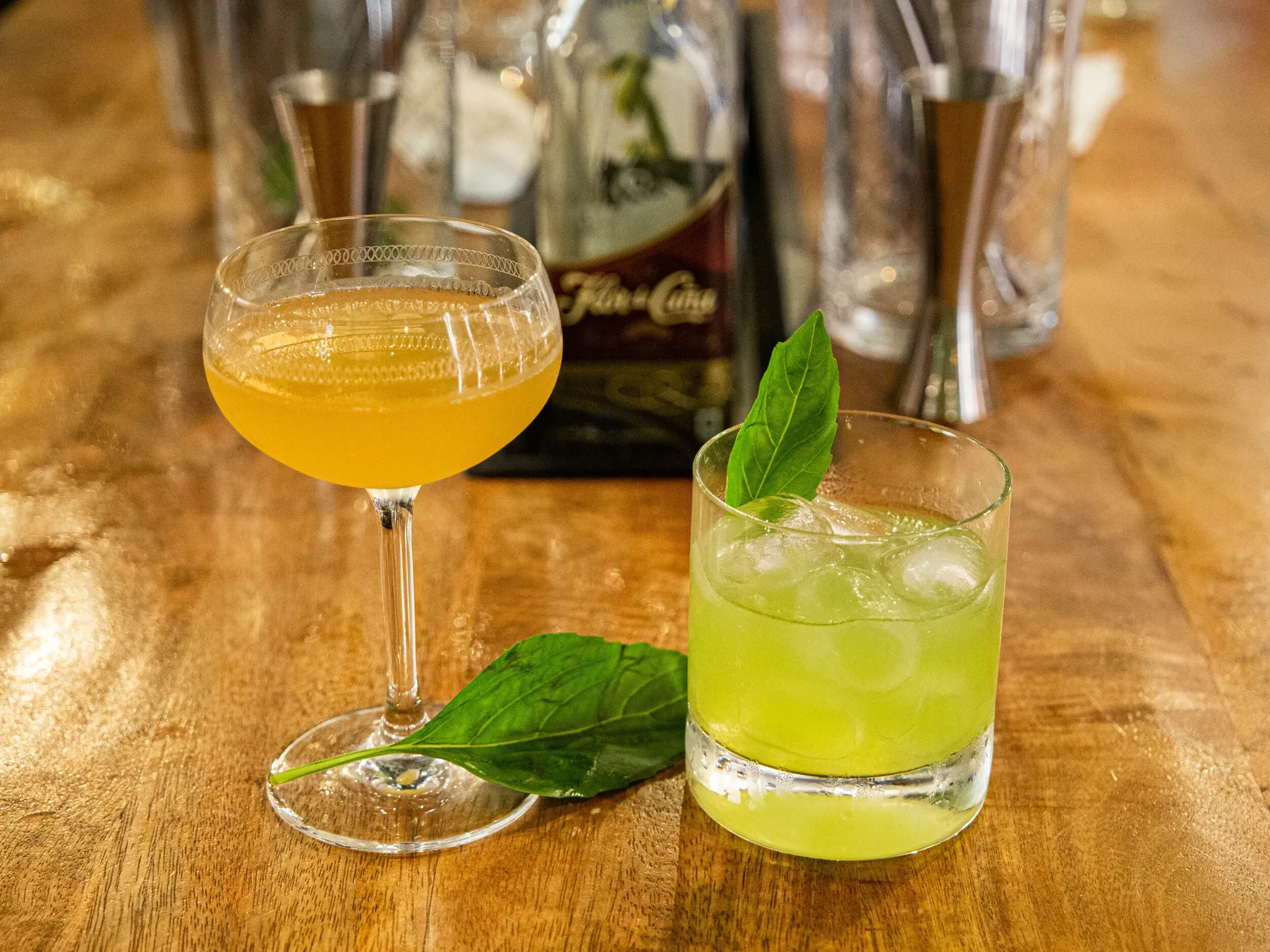 Découvrez le monde du bar et réalisez 3 cocktails avec Gaëtan - Image n°4 - Wecandoo