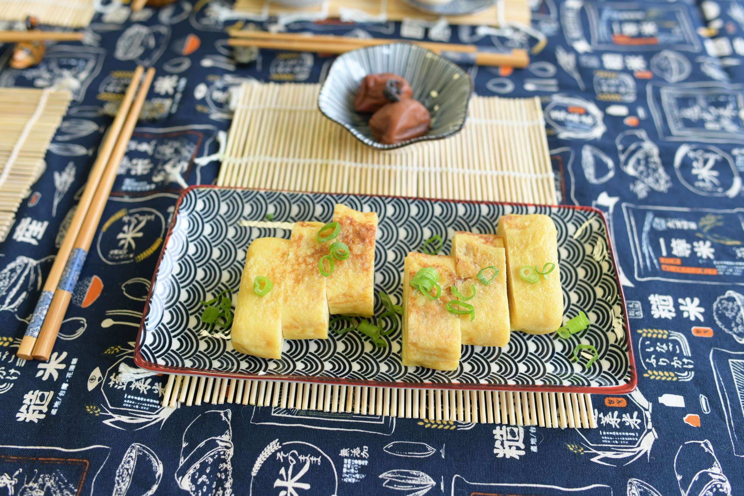 Wecandoo - Rassemblez votre équipe et cuisinez votre plateau repas japonais traditionnel avec Estelle - Image n°7