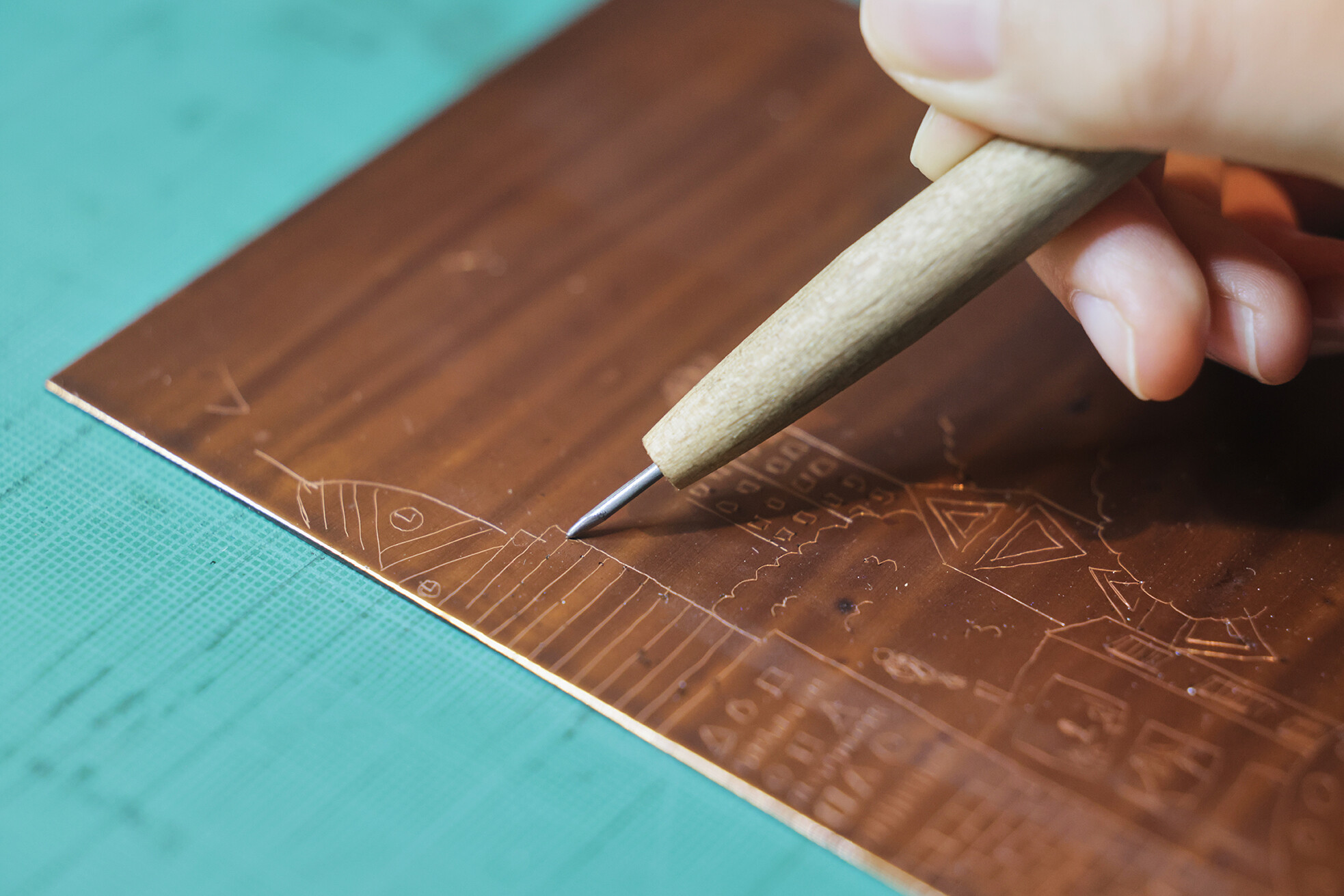 Découvrez la gravure à l’eau-forte sur cuivre