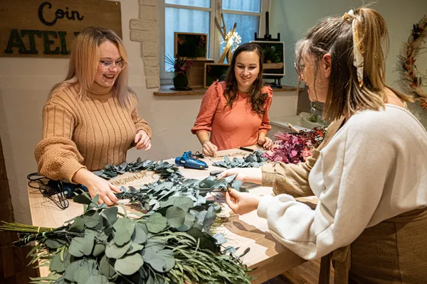 Composez votre couronne végétale avec Nelly - Image n°3 - Wecandoo