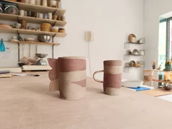 Modelez votre mug en terres mêlées