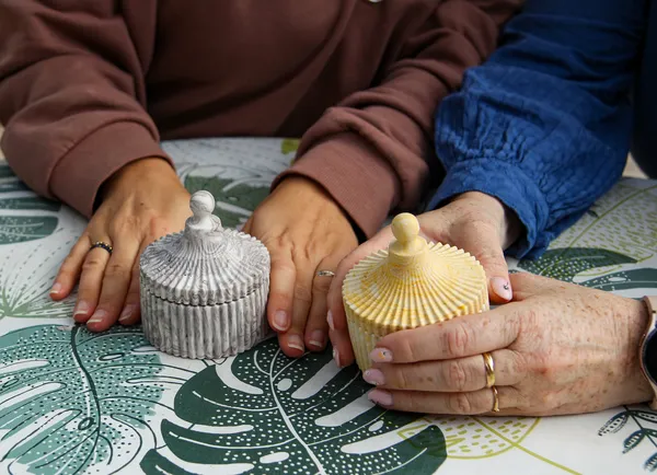 Réalisez votre bougie personnalisée avec Elsa - Image n°5 - Wecandoo