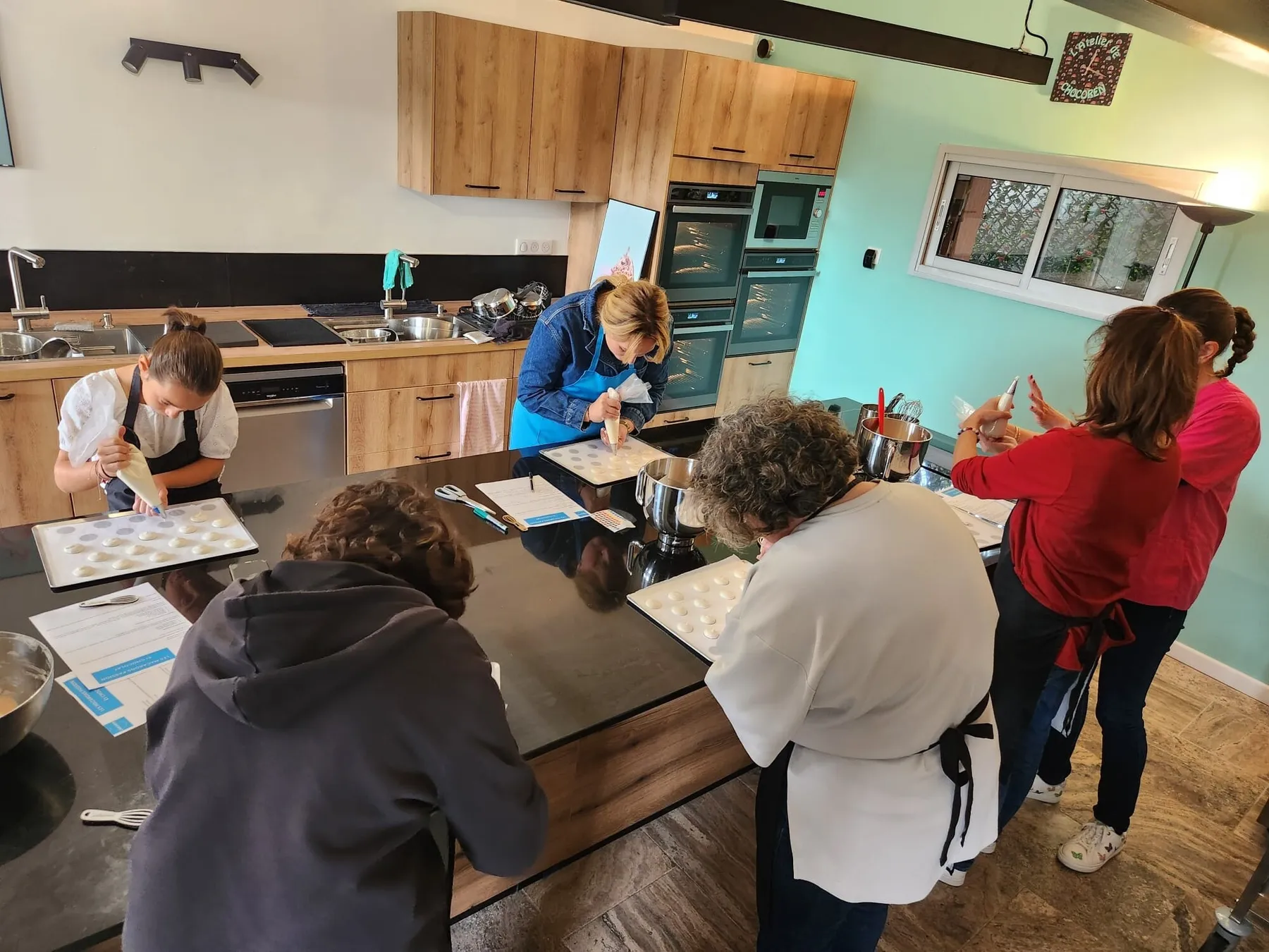 Réalisez vos macarons avec Karen - Image n°2 - Wecandoo