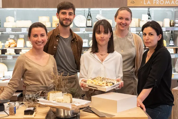 Rassemblez votre équipe et dégustez des accords fromages et spiritueux avec Myriam et son équipe - Image n°4 - Wecandoo