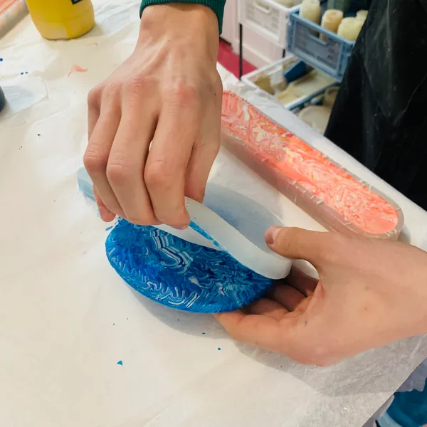 Défiez votre équipe et réalisez vos kits de ping-pong dans le Viaduc des Arts - Image n°3 - Wecandoo