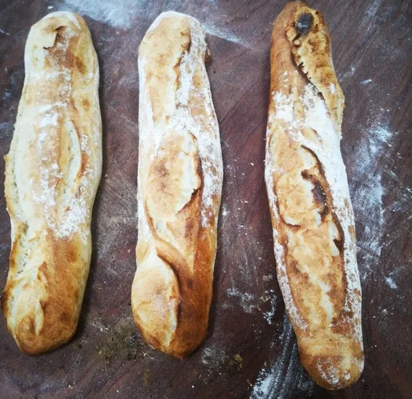 Wecandoo - Learn to bake a traditional French baguette