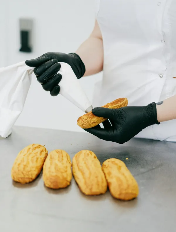 Maîtrisez la pâte à choux avec un Meilleur Ouvrier de France (MOF) - Image n°3 - Wecandoo