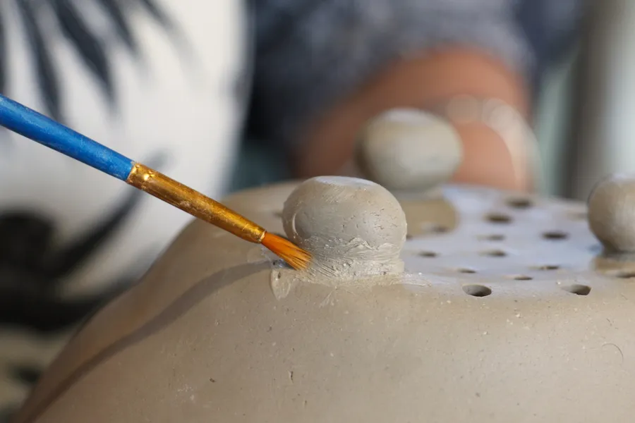 Initiez-vous au tour et au modelage sur une journée avec Anna - Image n°1 - Wecandoo