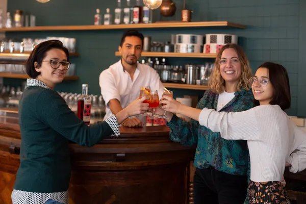 Inspirez votre équipe et dégustez ensemble des spiritueux avec Aymeric, Francisco et Julien - Image n°3 - Wecandoo